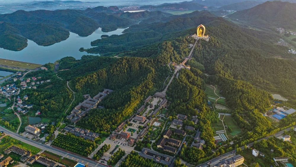 凡夫往生后,都具足了五眼